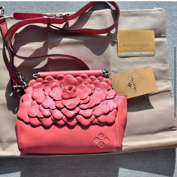 NWT Women’s PATRICIA NASH Noelle Top Handle Bag Petals Coral crossbody $200 - Picture 2 of 8